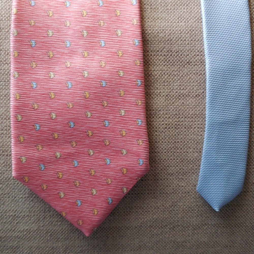 Mens silk tie